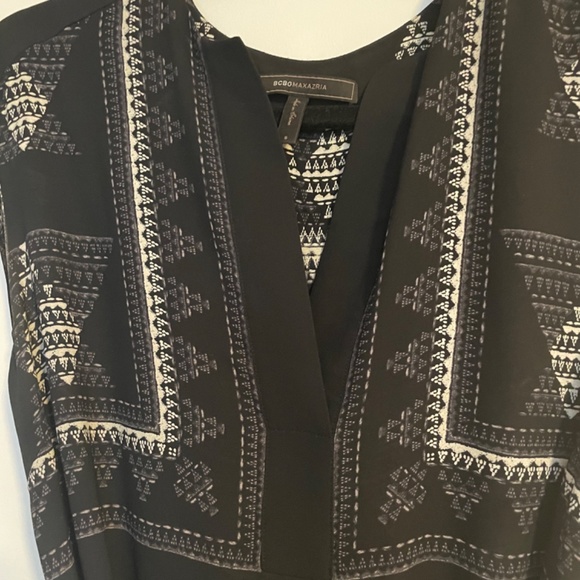 BCBG MAX AZRIA Printed Dress - Picture 5 of 9